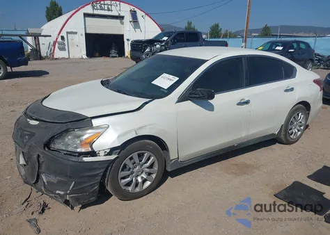 2013 Nissan Altima 2.5 S z USA, uszkodzony, nr VIN 1N4AL3AP0DN539659